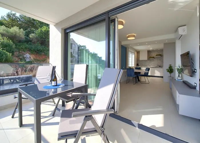 Residence Vrbnik Апартаменты Врбник