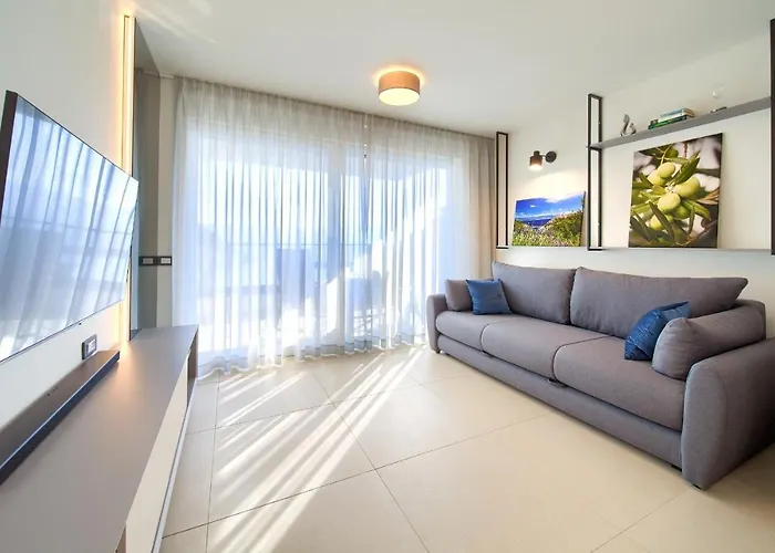 Residence Vrbnik Апартаменты *